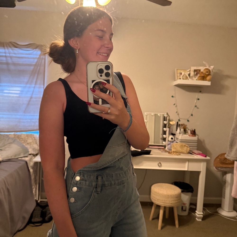 Meet your Posher, Katelyn